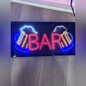 BAR Frame Pic • Black & Red • Small •